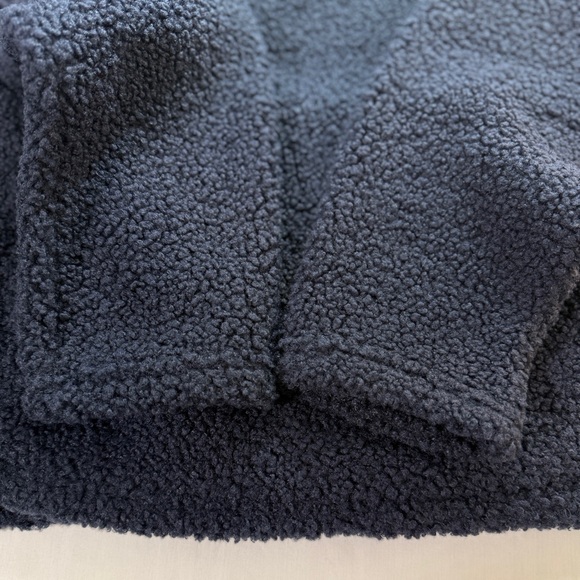 Vera Bradley Women's Teddy Fleece Pullover/ Navy Blue/ Quilted Panel Size Medium - Picture 10 of 14